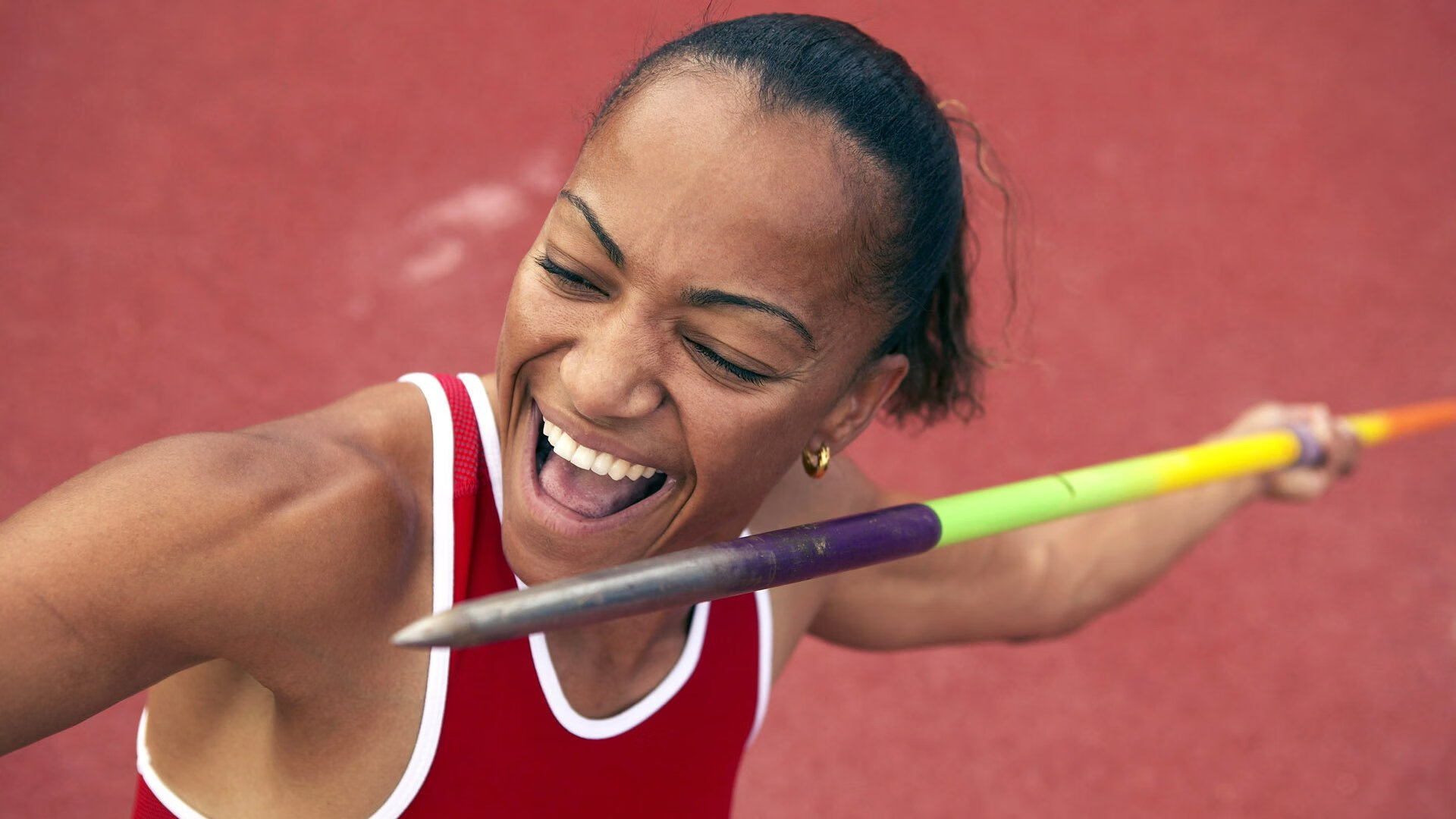 武磊赛后谦逊发言登热搜，马德里竞技惊险罗马引发热议(武磊赛后采访)